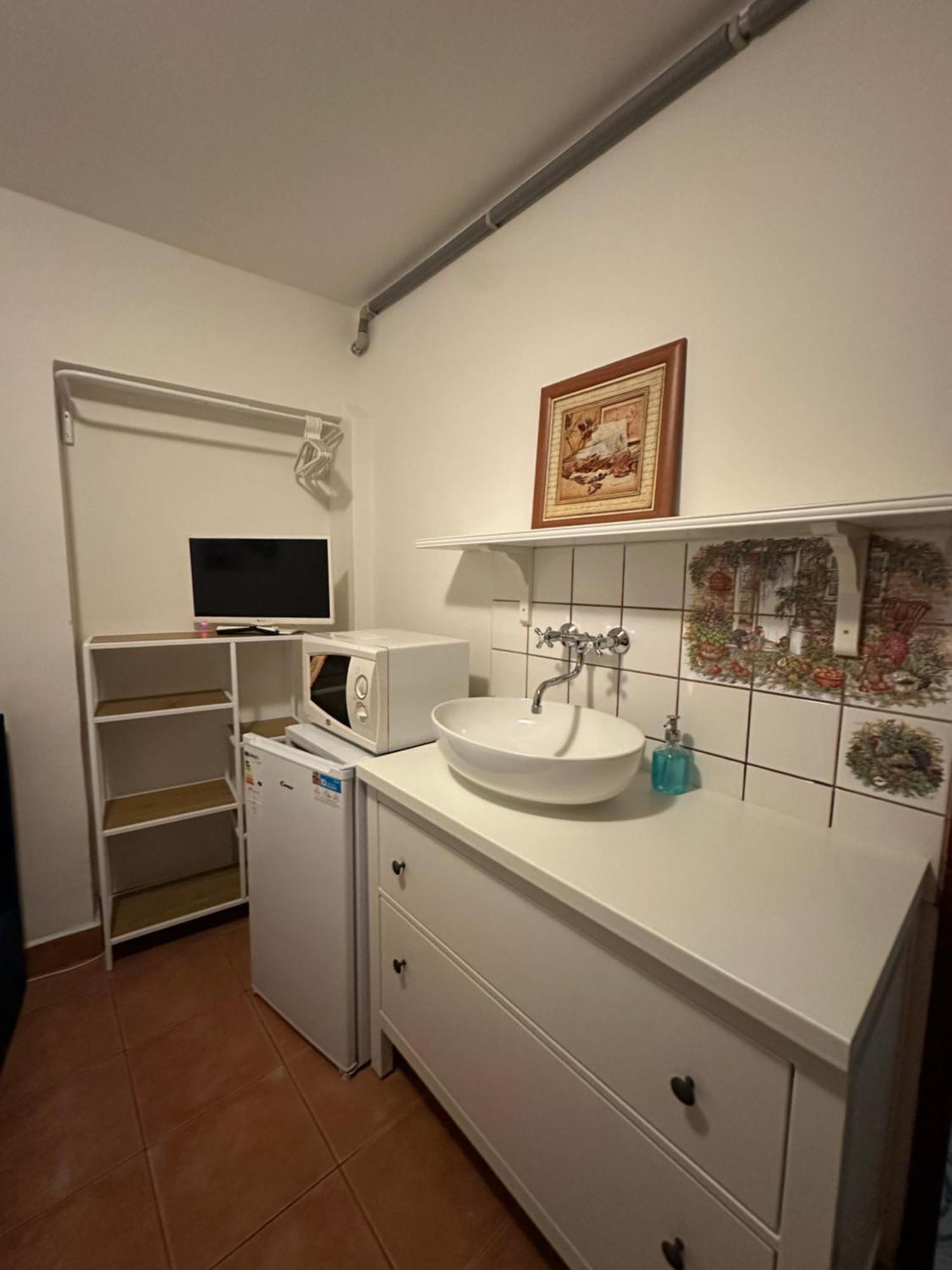 P4D Room Budweis Exterior foto